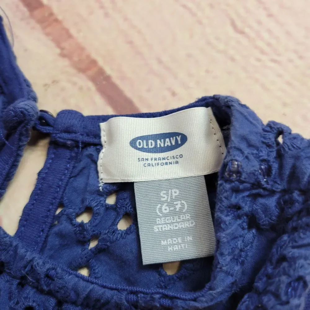Old Navy tank top S6/7